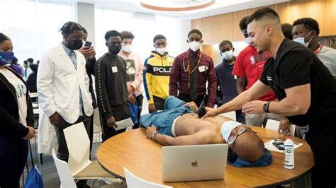 Unt Health Science Center To Host ‘black Men In White Coats Youth Summit