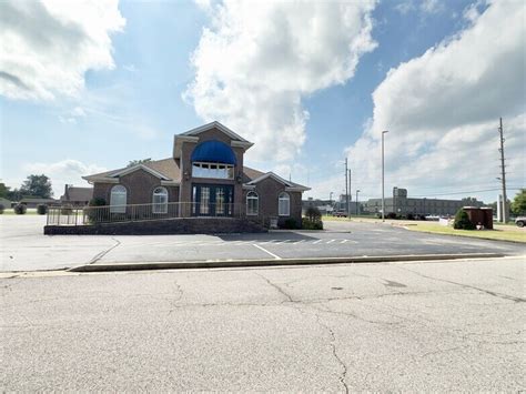 1301 Medical Park Cir, Union City, TN 38261 - Office for Sale | LoopNet