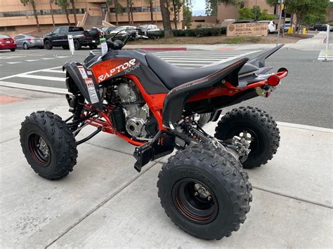 New 2024 Yamaha Raptor 700r Se Atvs In El Cajon Ca Na Gray Metallic