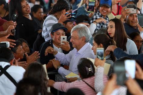 Amlo Rinde Homenaje A Marinos Fallecidos En Desplome De Helicóptero