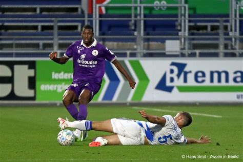 Pec Zwolle Begint Seizoen Met Nederlaag Salland1