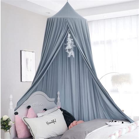 What Are Kids’ Canopy Beds? Learn Everything You Need to Know