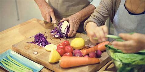 Cosa Mangiare Nella Stagione Estiva L Alimentazione Negli Anziani