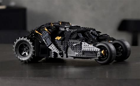 LEGO представила бэтмобиль «Тумблер» из трилогии Нолана о Тёмном рыцаре ...