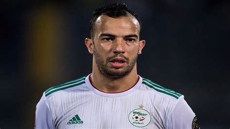 لاعب المنتخب الجزائري يُفاجئ حمد الله بعد انضمامه للمنتخب المغربي Le12ma