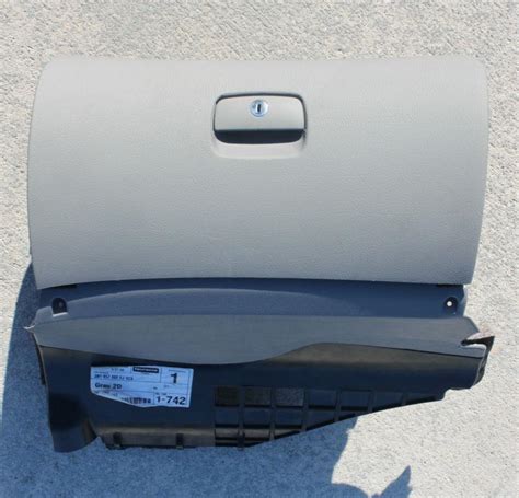 Find 98 05 Volkswagen Passat Glovebox Glove Box Assembly Light Grey W Trunk Switch In West