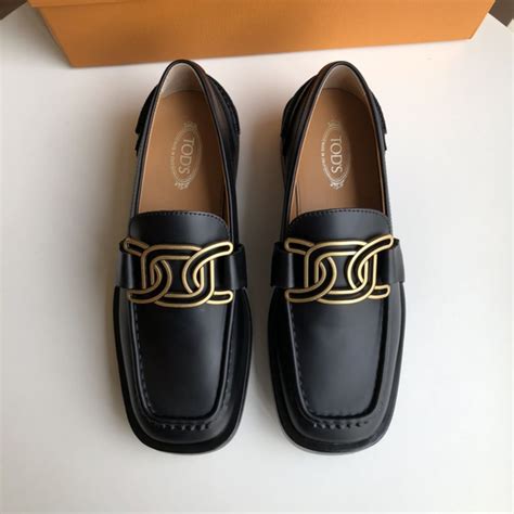 Лоферы TOD'S - купить с доставкой по выгодным ценам в интернет-магазине ...