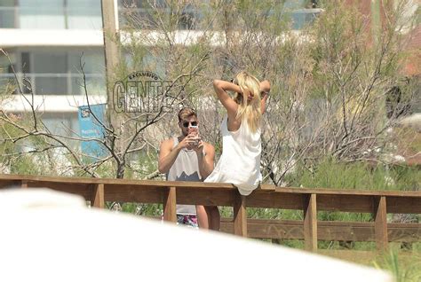 Flor Vigna Impecable En Bikini Disfrutando Con Nico Estamos De Mini Vacaciones Infobae