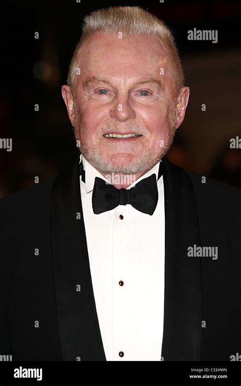 Derek Jacobi Hi Res Stock Photography And Images Alamy