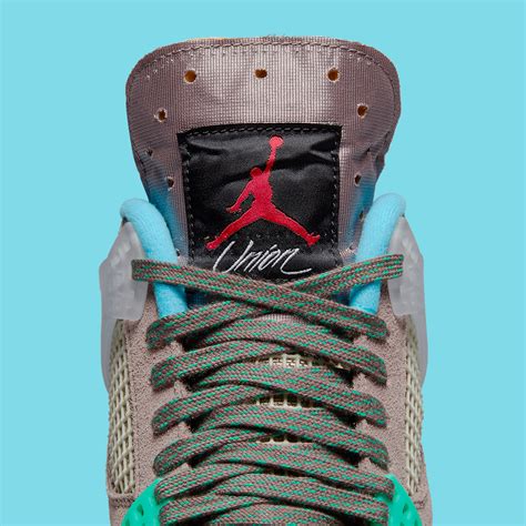 Union Air Jordan 4 Taupe Haze DJ5718-242 | SneakerNews.com