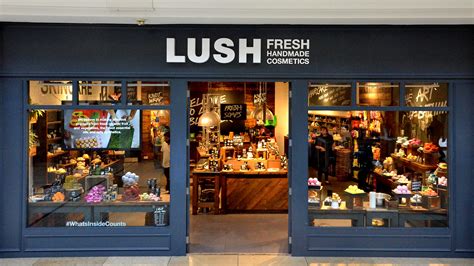 Dartford Bluewater | Lush Fresh Handmade Cosmetics UK