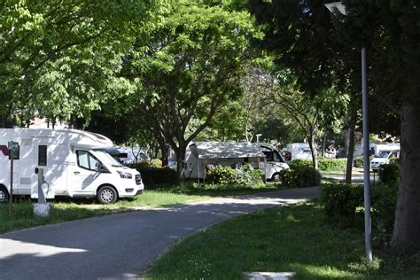 Aire De Camping Cars Aire Des Bains