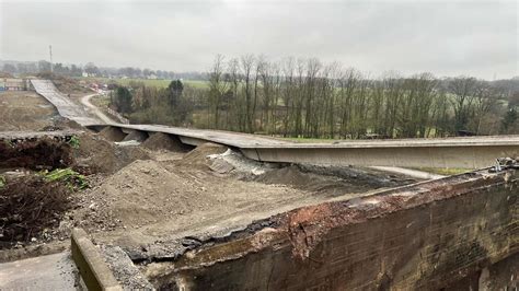 A1 Brücke in NRW erfolgreich gesprengt Autobahn weiterhin gesperrt