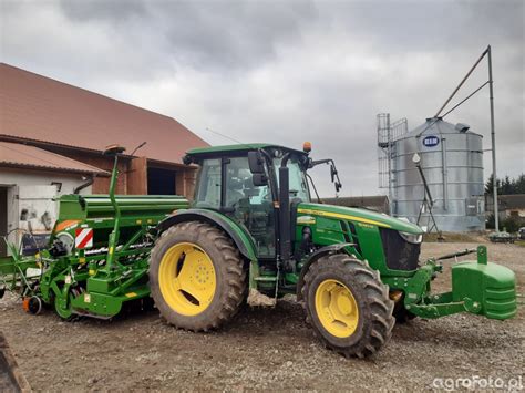 Foto ciągnik John Deere 5090M Amazone AD 3000 790904 Galeria