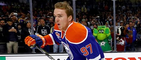 Connor McDavid Was Doing Moves Monday Night That Shouldn’t Be Humanely ...