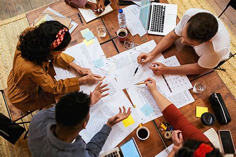 Trabalho em equipe na escola descubra sua importância e como aplicar