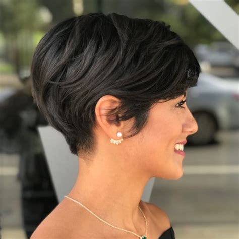 60 Classy Short Haircuts And Hairstyles For Thick Hair In 2023