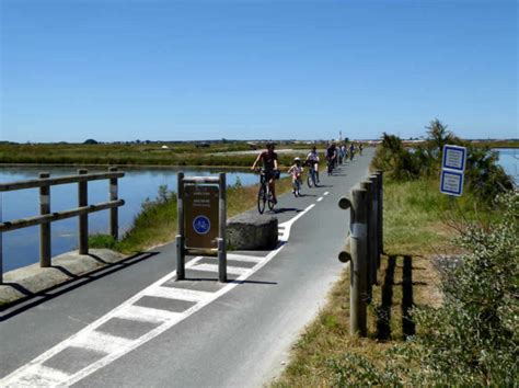 Les Pistes Cyclables En Charente Maritime Entre Terre Mer Et Marais