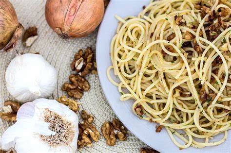 Spaghetti in gerösteter Walnussbutter WirEssenGesund