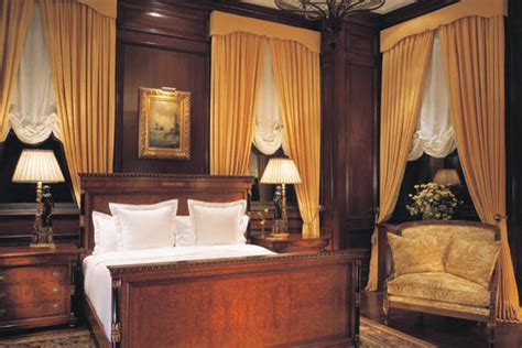 Hotel Le St James - Montreal, Canada - 5 Star Luxury Boutique Hotel