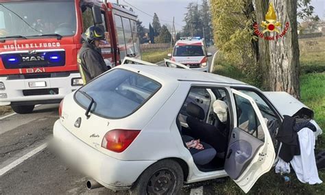 Incidente Nel Reggiano Ferita Enne Radio Bruno