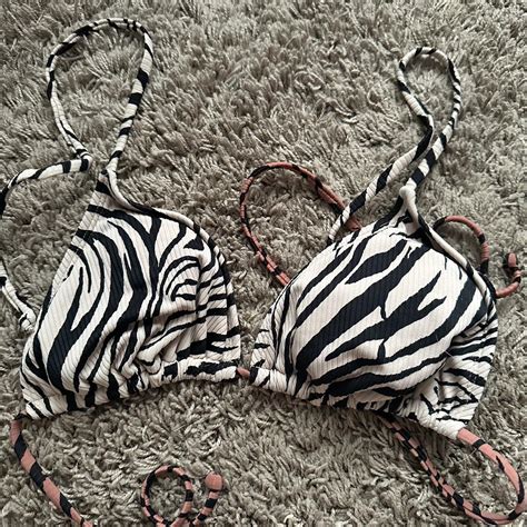 Xhilaration Women S Bikini And Tankini Tops Depop