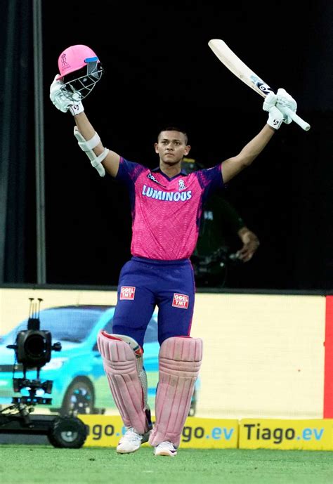 ipl  fastest   runs  ipl history feat yashasvi jaiswal