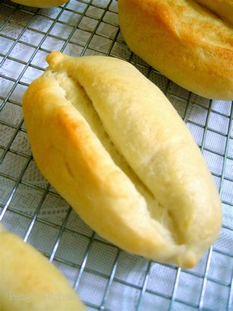 Peng's Kitchen: Portuguese Bread Rolls (Papo Secos)