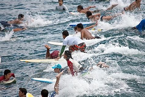 Party Waves Surfer Dad