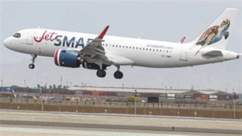 Lima Aterrizó El Primer Vuelo Internacional Tras Periodo De Cierre De