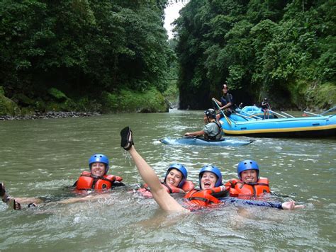 White Water Rafting Pacuare River Class III & IV With transportation ...