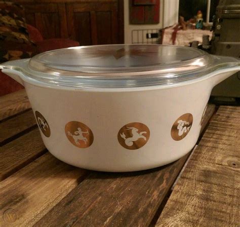 Rare Possibly One Of A Kind Blue Delphite White Zodiac Pyrex