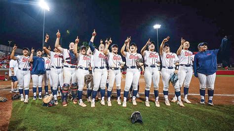 Ole Miss Softball Earns Eighth Straight Ncaa Tournament Berth The