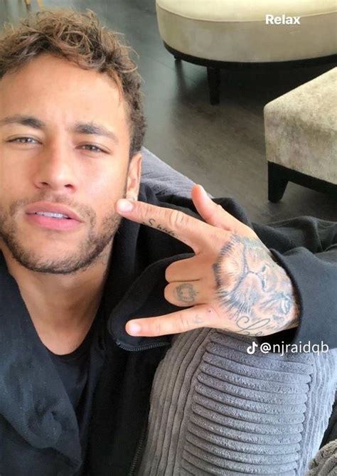 Pin by Rhaica Silva on Salvamentos rápidos in 2023 Neymar pic Neymar