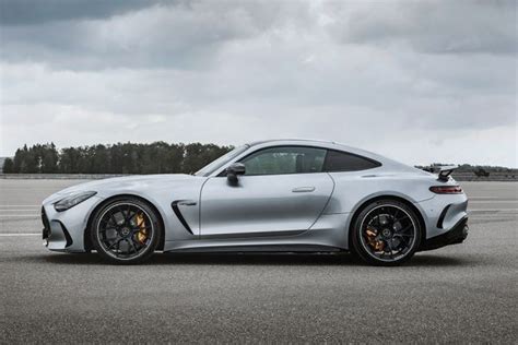 Mercedes-Benz AMG GT Coupe, Estimated Price Rs 3 Crore, Launch Date ...