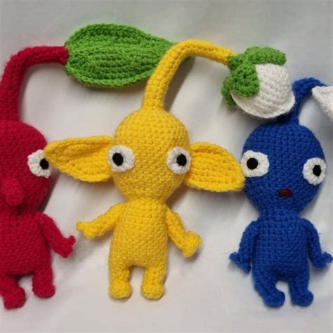 Pikmin Plush Olimar - Etsy