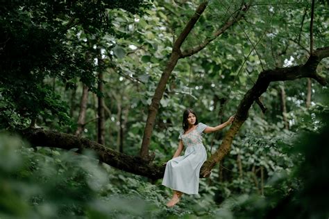 Full+Bush+Women Photos, Download The BEST Free Full+Bush+Women Stock