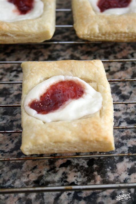 Easy Strawberry Cheese Danish Kosher In The Kitch