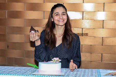 Alia Bhatt Birthday Celebration Photos Silverscreen India