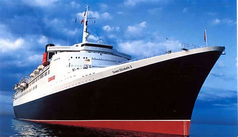 QE2 to Become Dubai’s First Floating Luxury Hotel | Five Star Alliance