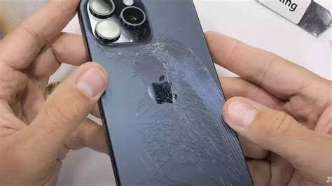 L Iphone Pro Max En Titane Est Il Si Fragile Que Cela