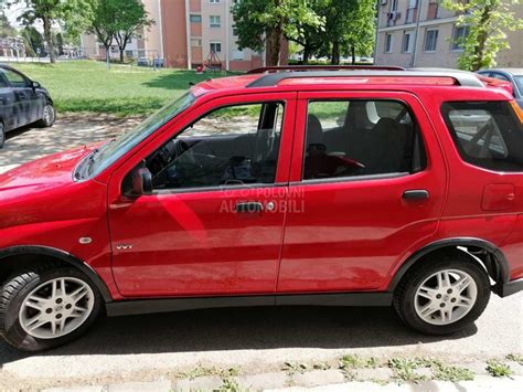 Polovni Suzuki Ignis 2005 God Polovni Automobili Srbija Užice