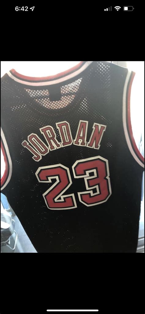 I know it’s not a swingman but is this real ? : r/basketballjerseys