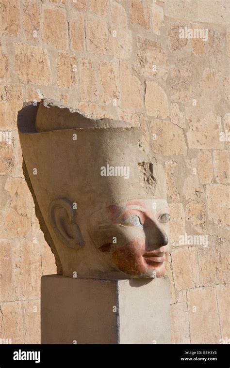 Testa Di Regina Statua Hatshepsut Immagini E Fotografie Stock Ad Alta