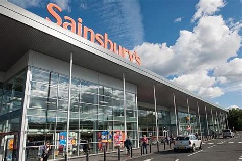 Sainsbury's opening hours: Spring bank holiday store times revealed ...