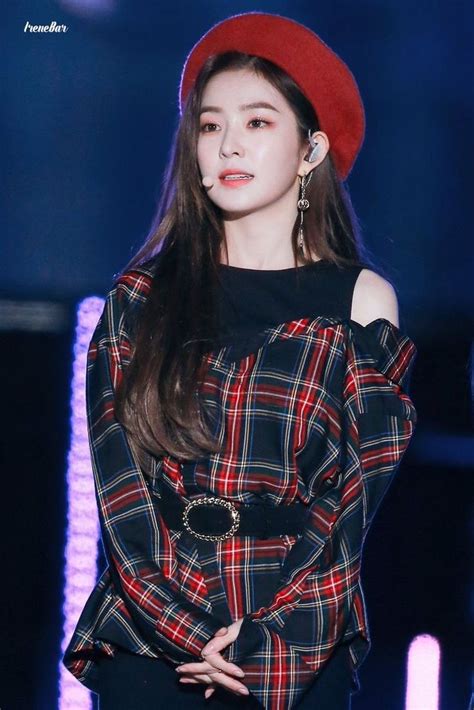 Pin By T W I G G Y On R E D V E L V E T Red Velvet Irene Red Velvet