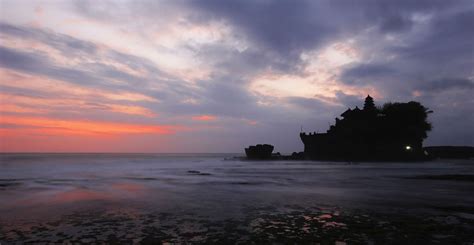 Tanah Lot Sunset Tour – Bali Tour Guide