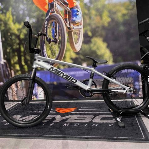 Meybo 2024 Clipper Flow BMX Winkel