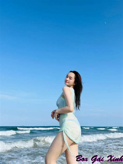 Ảnh Kaity Nguyễn xinh đẹp sexy bikini mới nhất