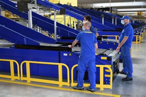 Lavoro Facile Poste Italiane Cerca Neolaureati In Ingegneria Per I